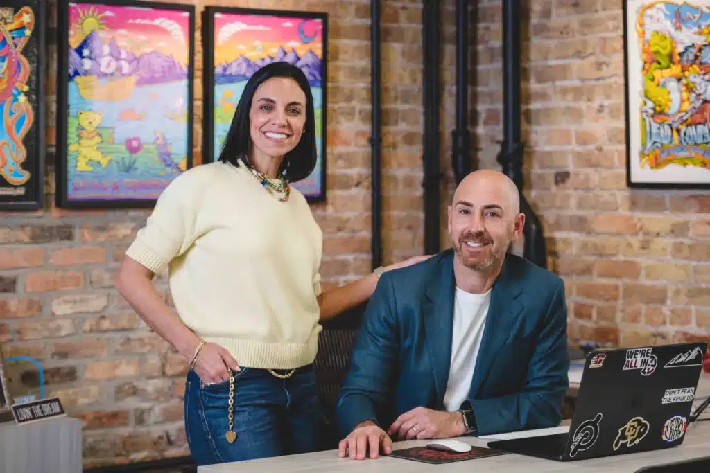 Founders Lauren and Jamie Isaks